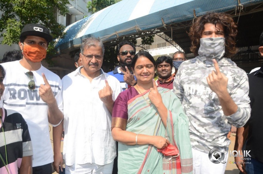 Tollywood-Celebrities-at-GHMC-Elections
